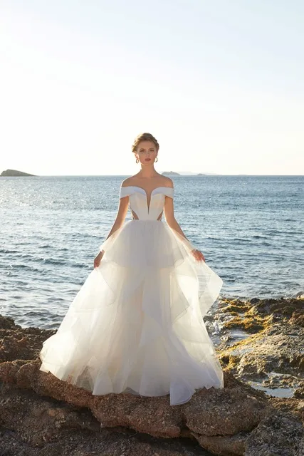 Булчинска рокля Style DR371 — А-силует — колекция Destination Romance — микадо, тюл | Арети София
